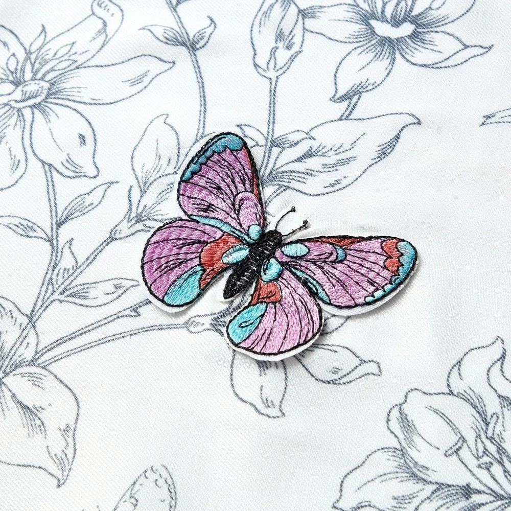 The Pioneer Woman Blooming Bouquet Floral Shower Curtain 72x72 NWT Butterfly